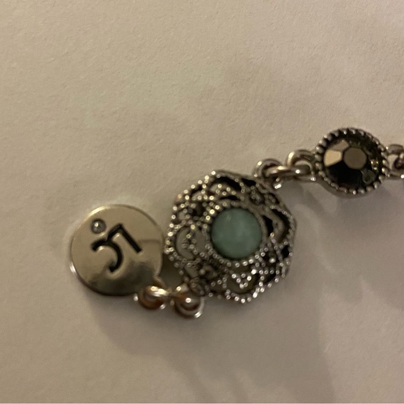 Liz Claiborne Vintage Silver Bracelet with Blue Stone - Picture 3 of 5